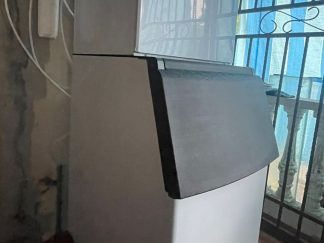 Ice maker Rental (size S)