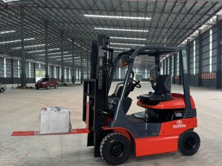 Toyota - 7 Series (7FBR15) (3m) Battery Reach Truck Rental