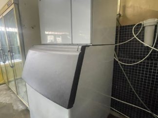Ice maker Rental (size -M)