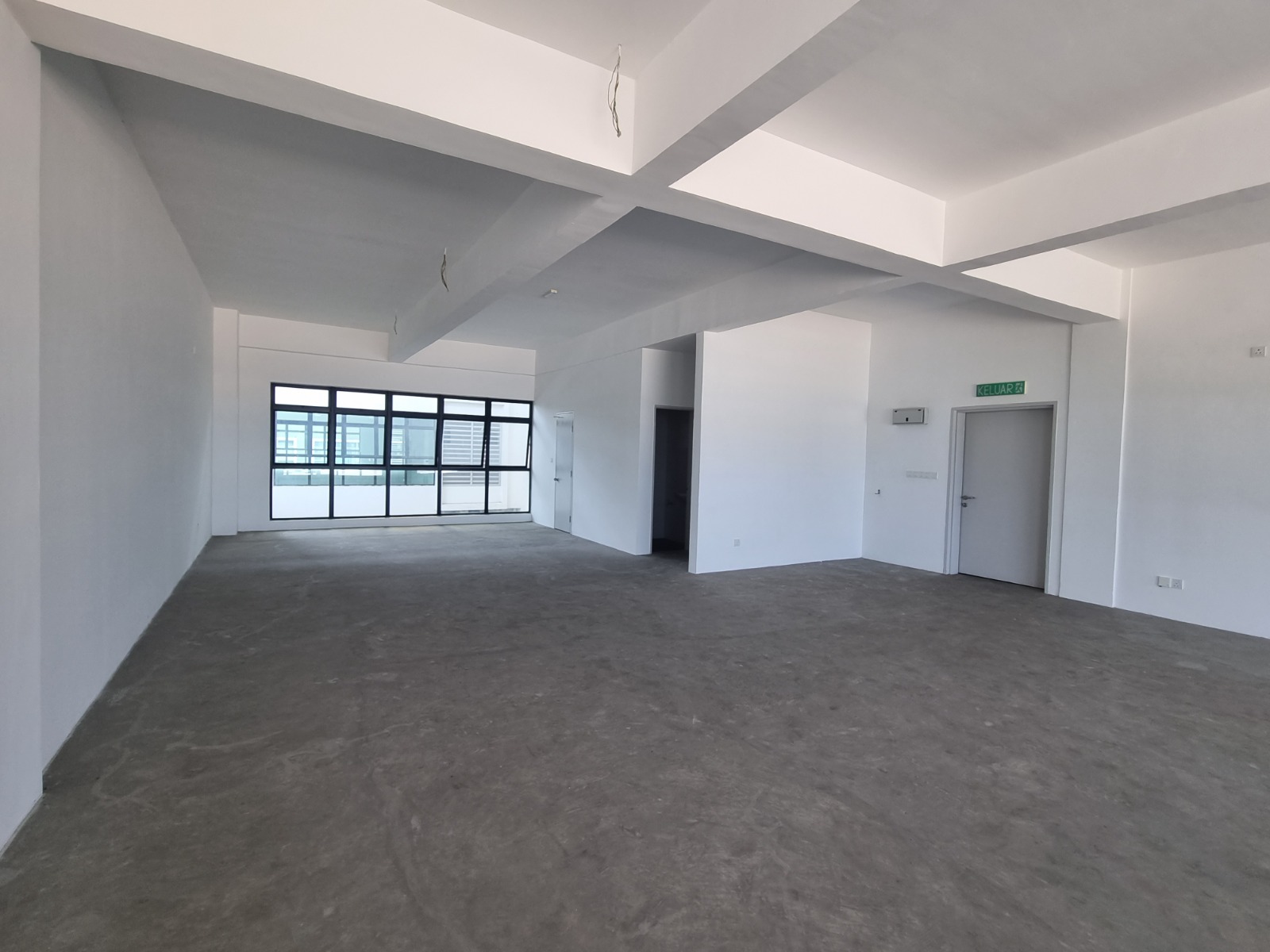 Oakland Square Commercial units for Rent - Image 3
